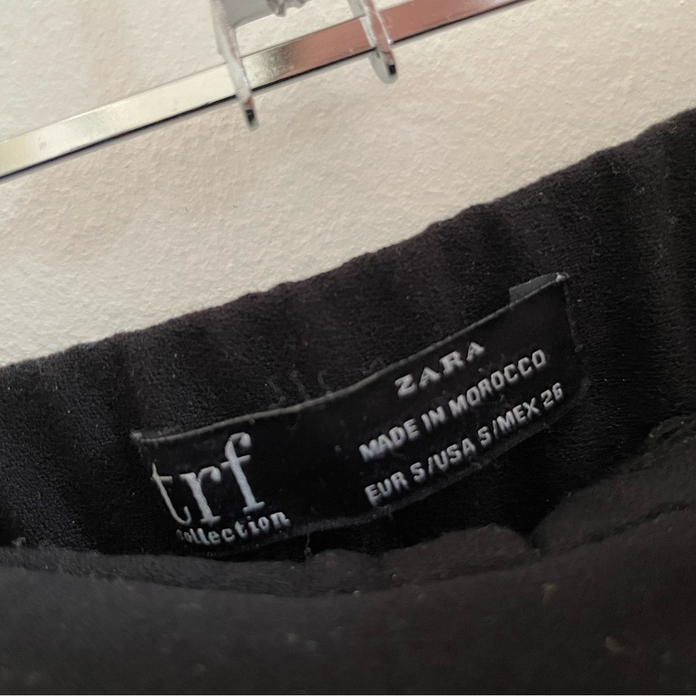 Zara | Shorts - Picture 2 of 4